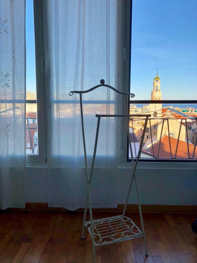 Appartamento Bellavista Con Parking Privato, A Un Passo Dal Teatro Ariston Sanremo Dış mekan fotoğraf