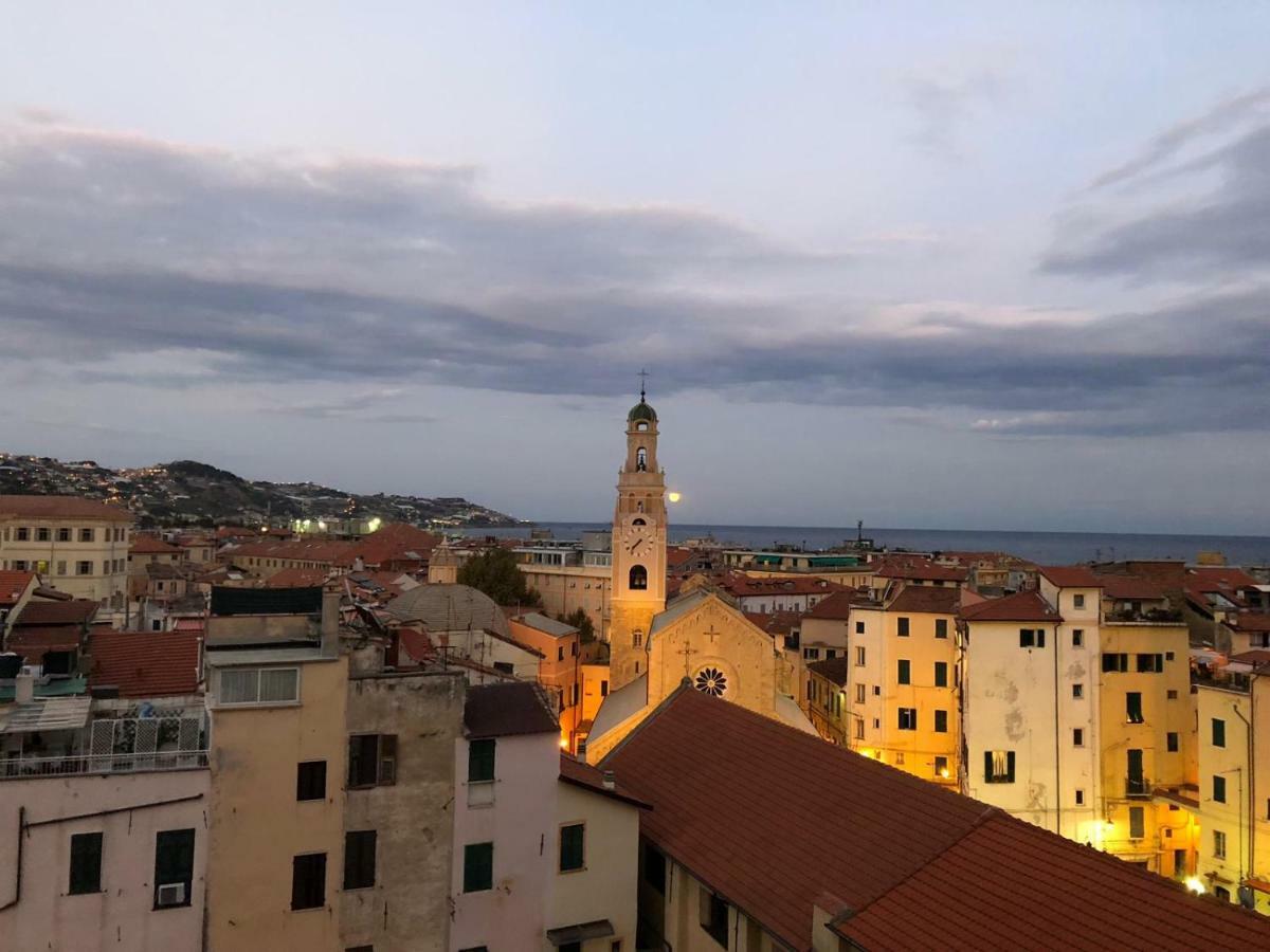 Appartamento Bellavista Con Parking Privato, A Un Passo Dal Teatro Ariston Sanremo Dış mekan fotoğraf